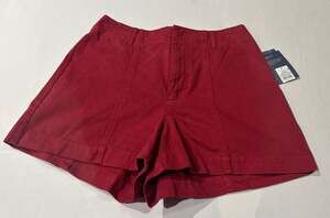 Universal Thread Women's High-Rise Utility Shorts Size 4 Red NWT
D2-003